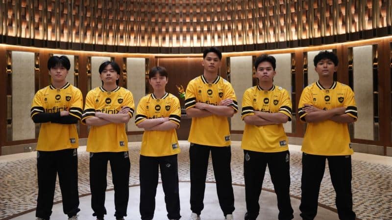 We Rise as One Bersama ONIC! Komunitas MLBB Indonesia Bersatu Dukung Sang Raja Langit di Swiss Stage M7